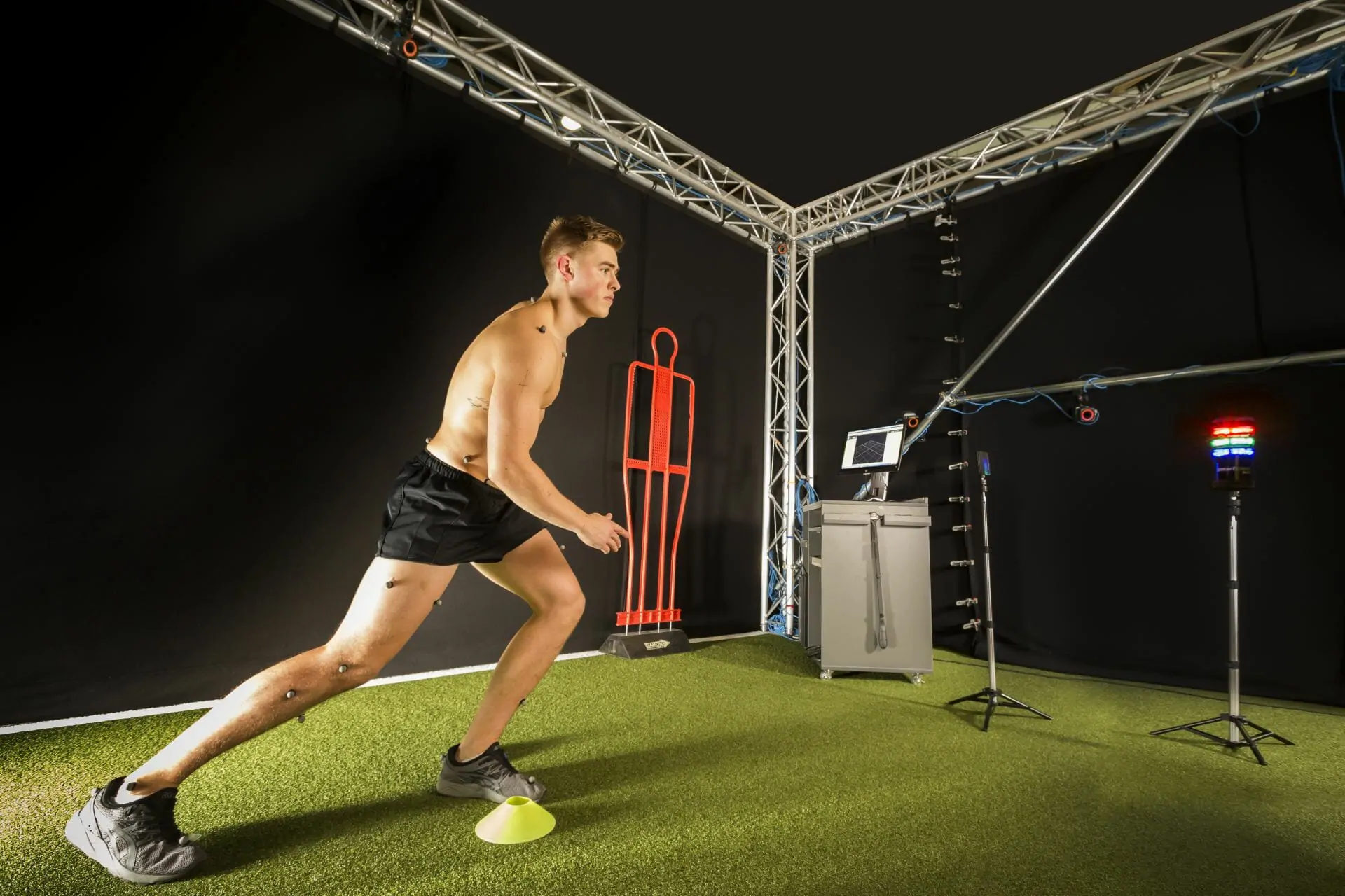 What are UPMC Sports Surgery Clinic Lab Services 8 BIOMECHANICS